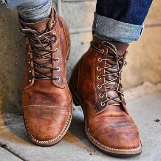 Christian | Hochwertige braune Lederstiefel für Haltbarkeit und Stil