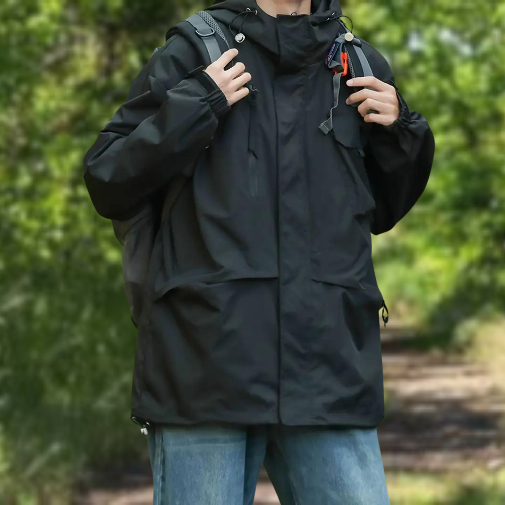 Izan | Trendy Waterproof Jacket with Convenient Pockets