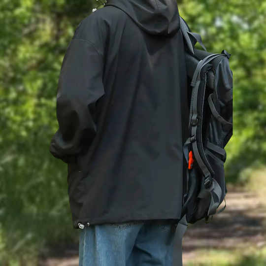 Izan | Trendy Waterproof Jacket with Convenient Pockets