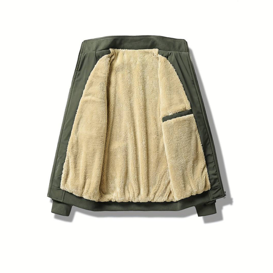 Howard | Cozy Insulation, Stylish Design, Perfect for Cold Weather
