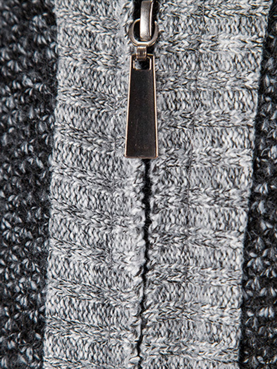 Camden | Stilvoller Reißverschluss-Kunstwildlederpullover mit Patchwork-Design
