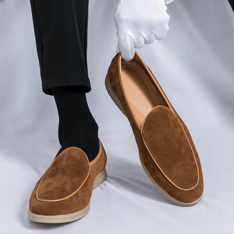 Corwin | Klassische Wildleder Slipper für zeitlosen Komfort und Stil