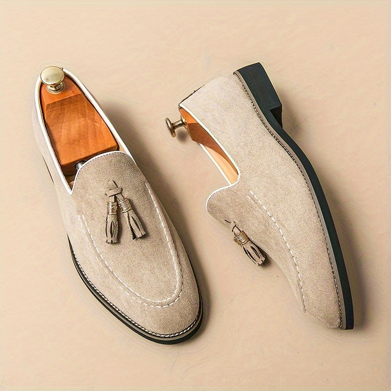 Daxton | Zeitloser Komfort und Stil in Wildleder Slippern