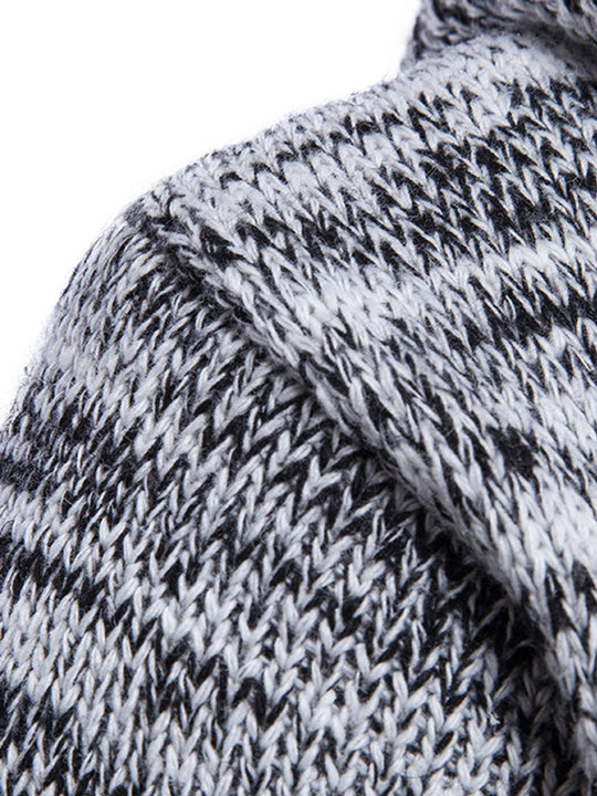 Carson | Gemütliche lange Strickjacke mit Kapuze und Knopfleiste