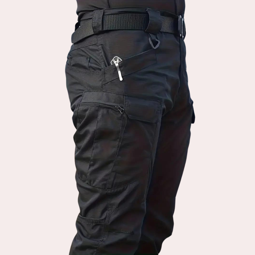 Faro | Stylish Cargo Pants with Functional Pockets and Comfort