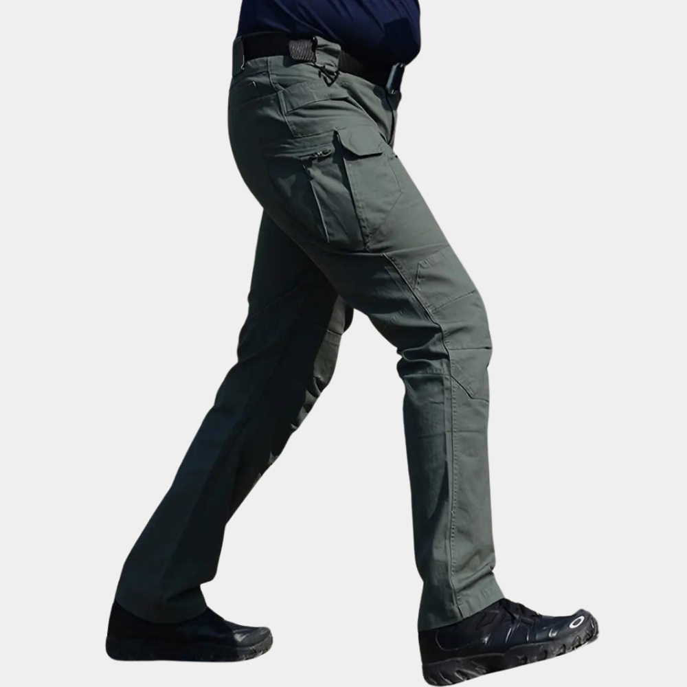 Umberto | Versatile Cargo Pants with Ample Storage Space