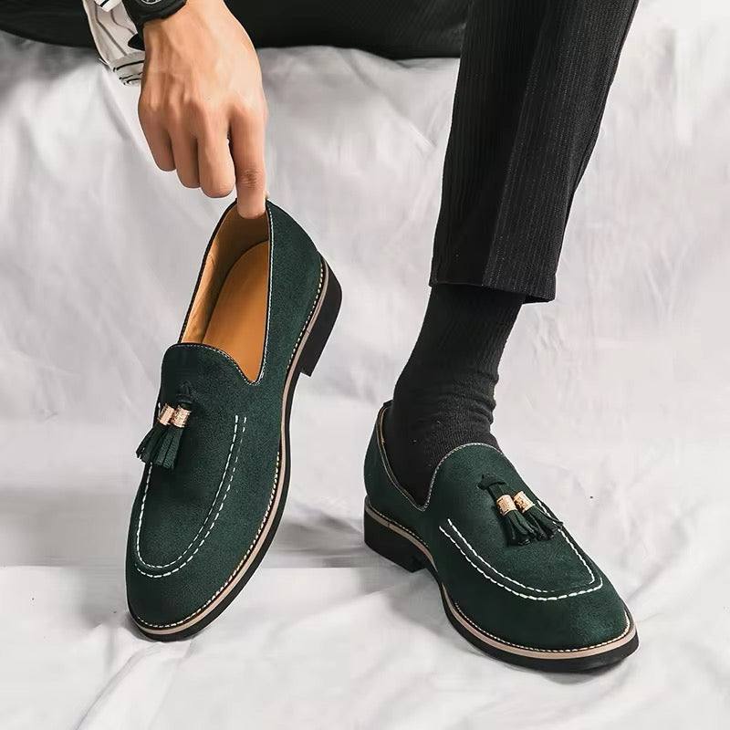 Daxton | Zeitloser Komfort und Stil in Wildleder Slippern
