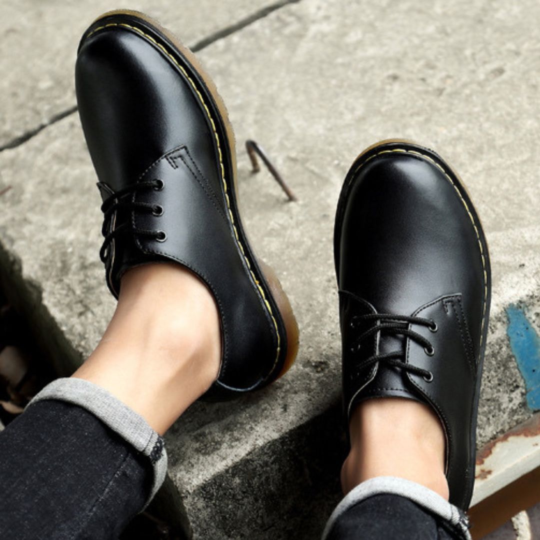 Bacchus | Timeless Low Boots for Comfort and Style