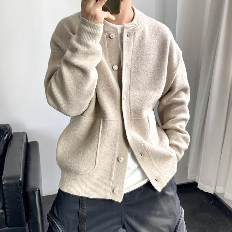 Dario | Gemütliche modische Strickwaren für alle Jahreszeiten