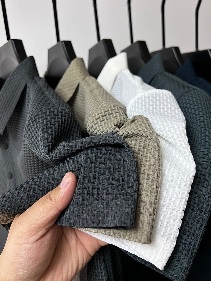 Krun | Stylish, breathable, comfortable, perfect for summer outings.
