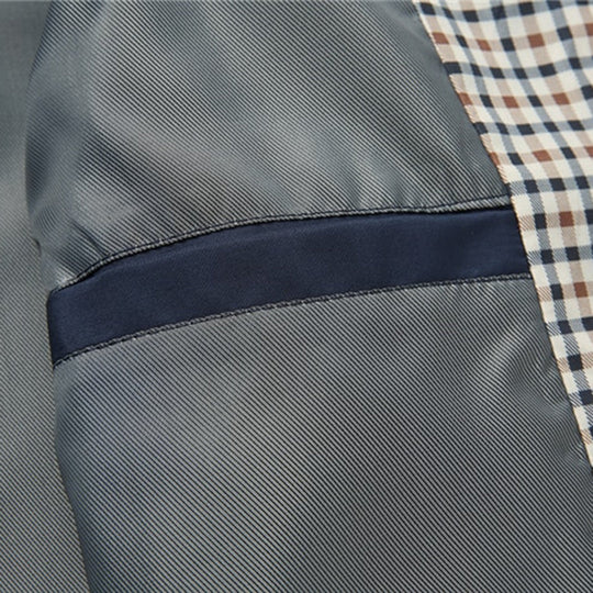 Falke | Stilvolle und vielseitige Oberbekleidung für alle Jahreszeiten