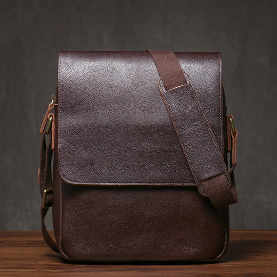 Wyatt | Stylische Leder Umhängetasche für den täglichen Gebrauch