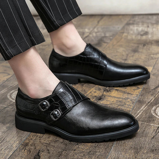 Riven | Chic Zweifarbige Slipper für Komfort und Stil