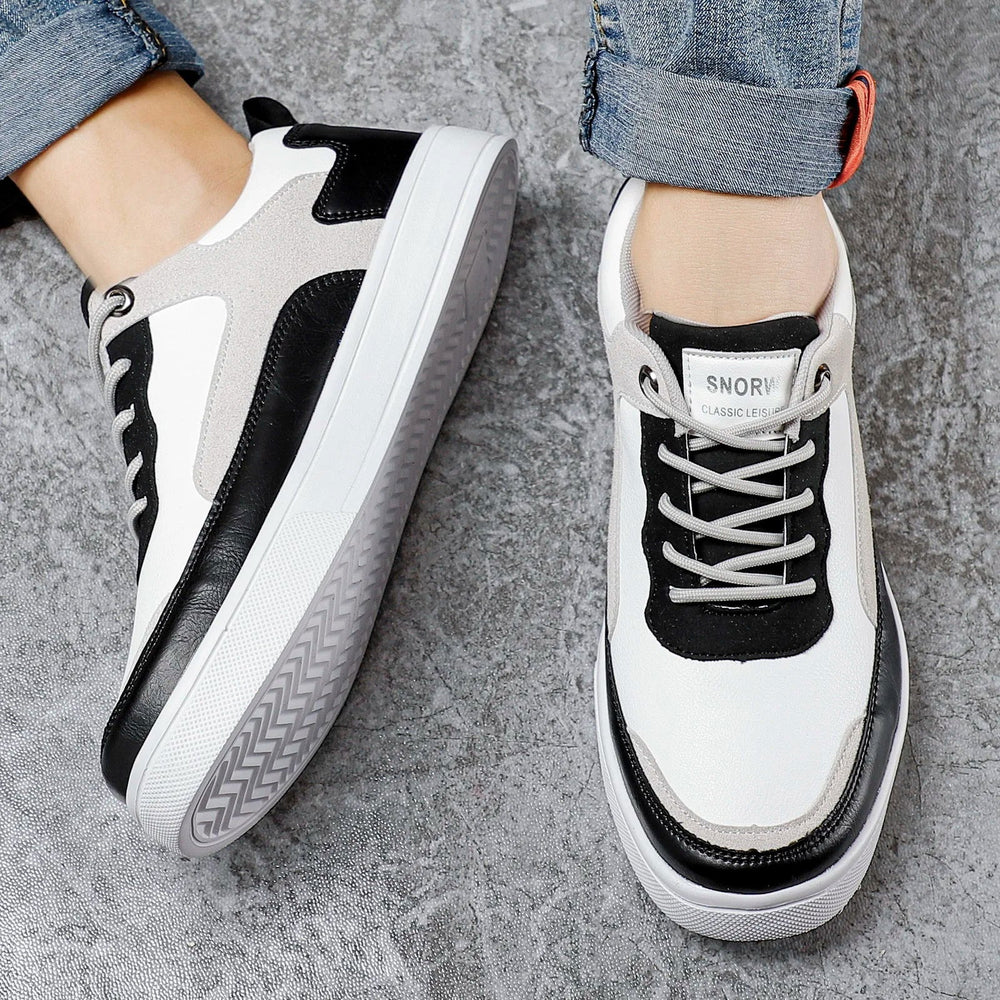 Xandro | Comfortable Two-Tone Men Sneaker