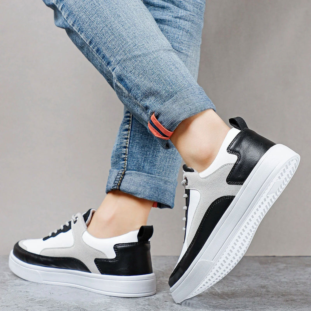 Xandro | Comfortable Two-Tone Men Sneaker