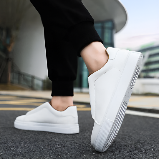 Tim | Stylische umweltfreundliche vegane Leder-Sneaker für ganztäglichen Komfort