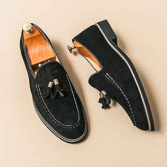 Daxton | Zeitloser Komfort und Stil in Wildleder Slippern