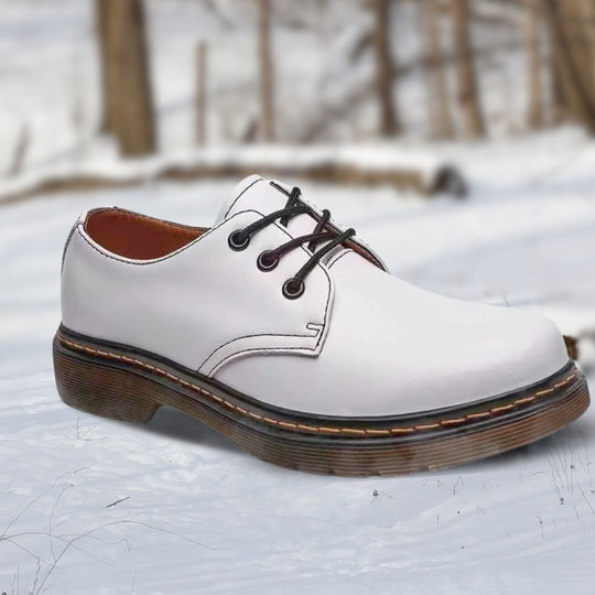 Bacchus | Timeless Low Boots for Comfort and Style